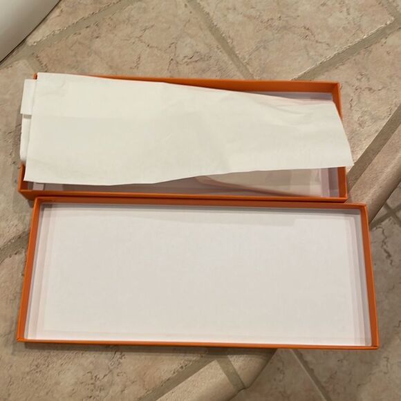 Hermes Authentic orange box. Nothing inside - Picture 7 of 8